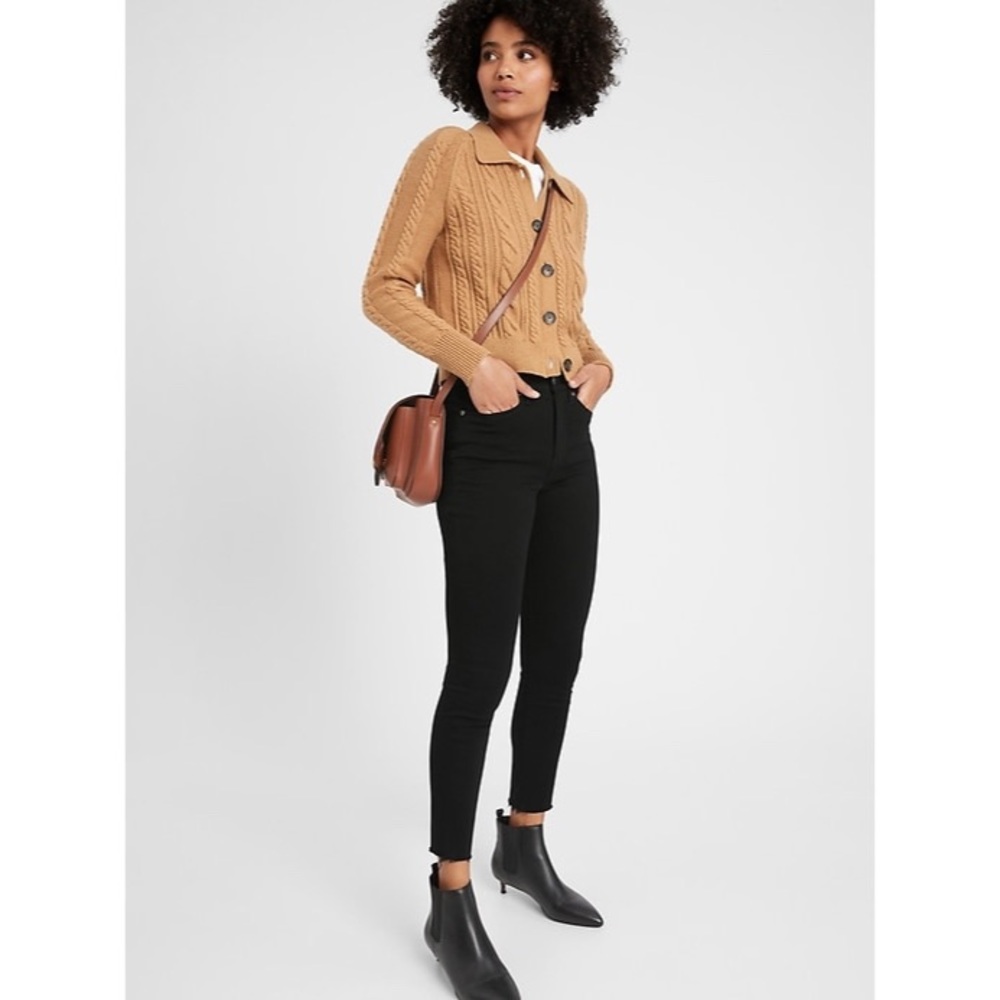 High-Rise Skinny Faded Ankle Black Jean
